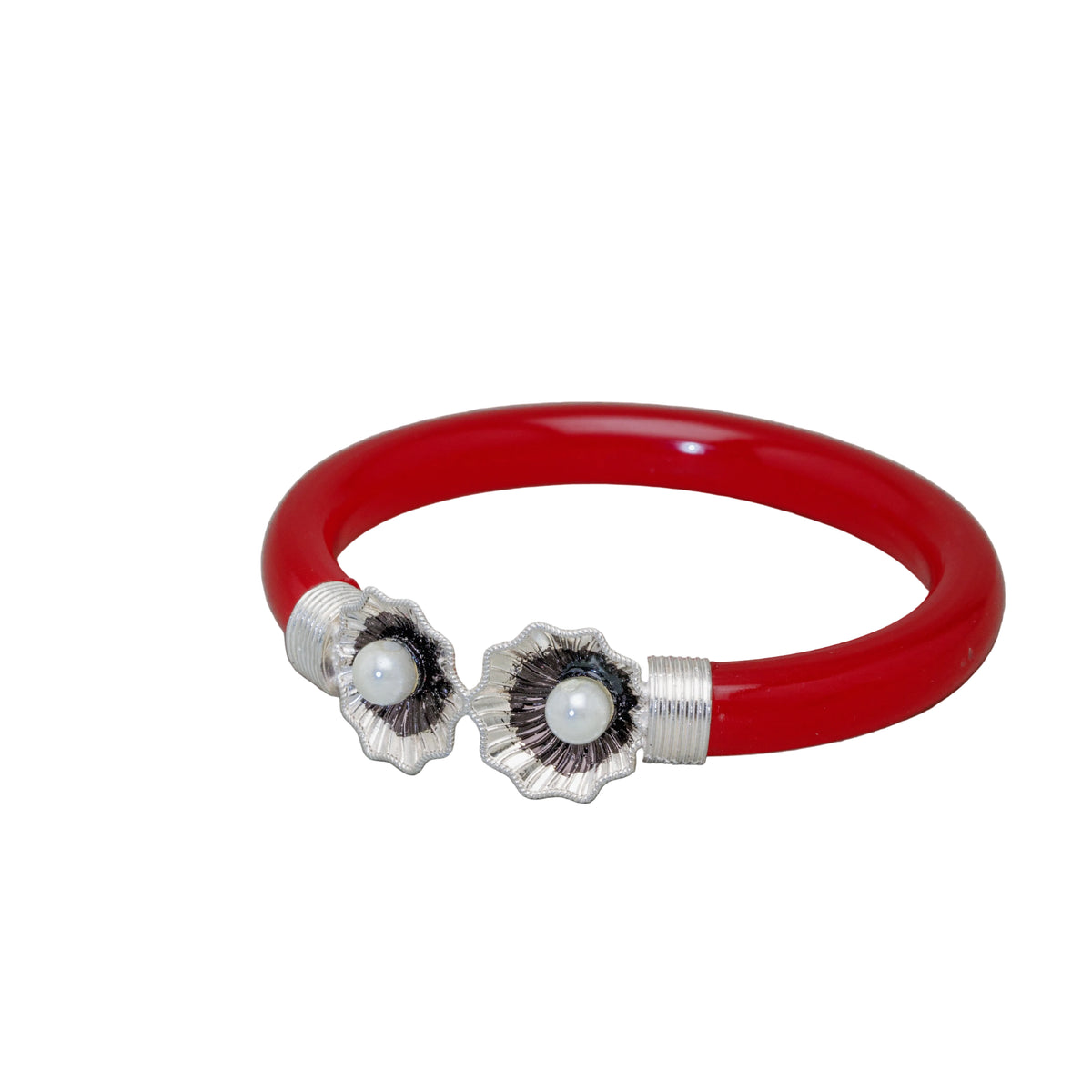 Dual Kochu Pata/Taro Leaf With Pearl Mukh Pola Bangle