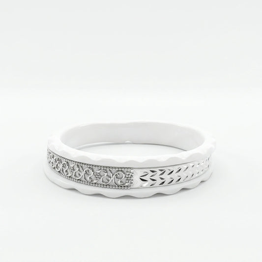 Dual Motif Channel Sankha Bangle